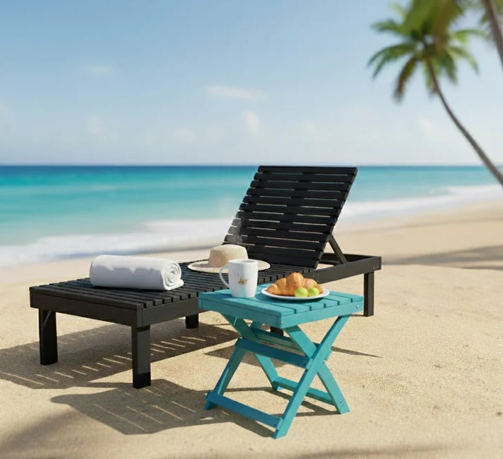 Santa Rosa Chaise Lounge + 1 Santorini X Table