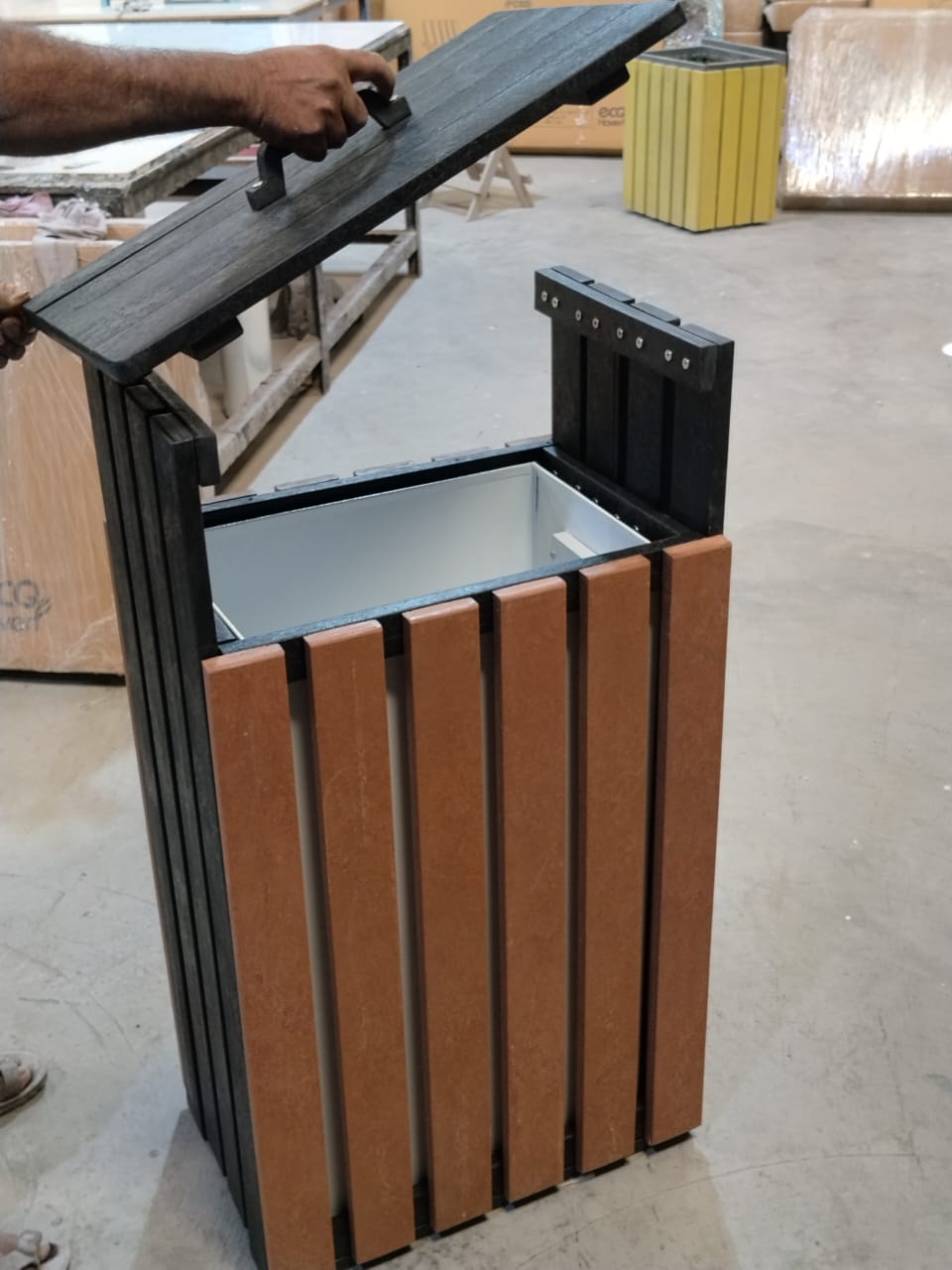 Castino Tall Single Compartment Bin